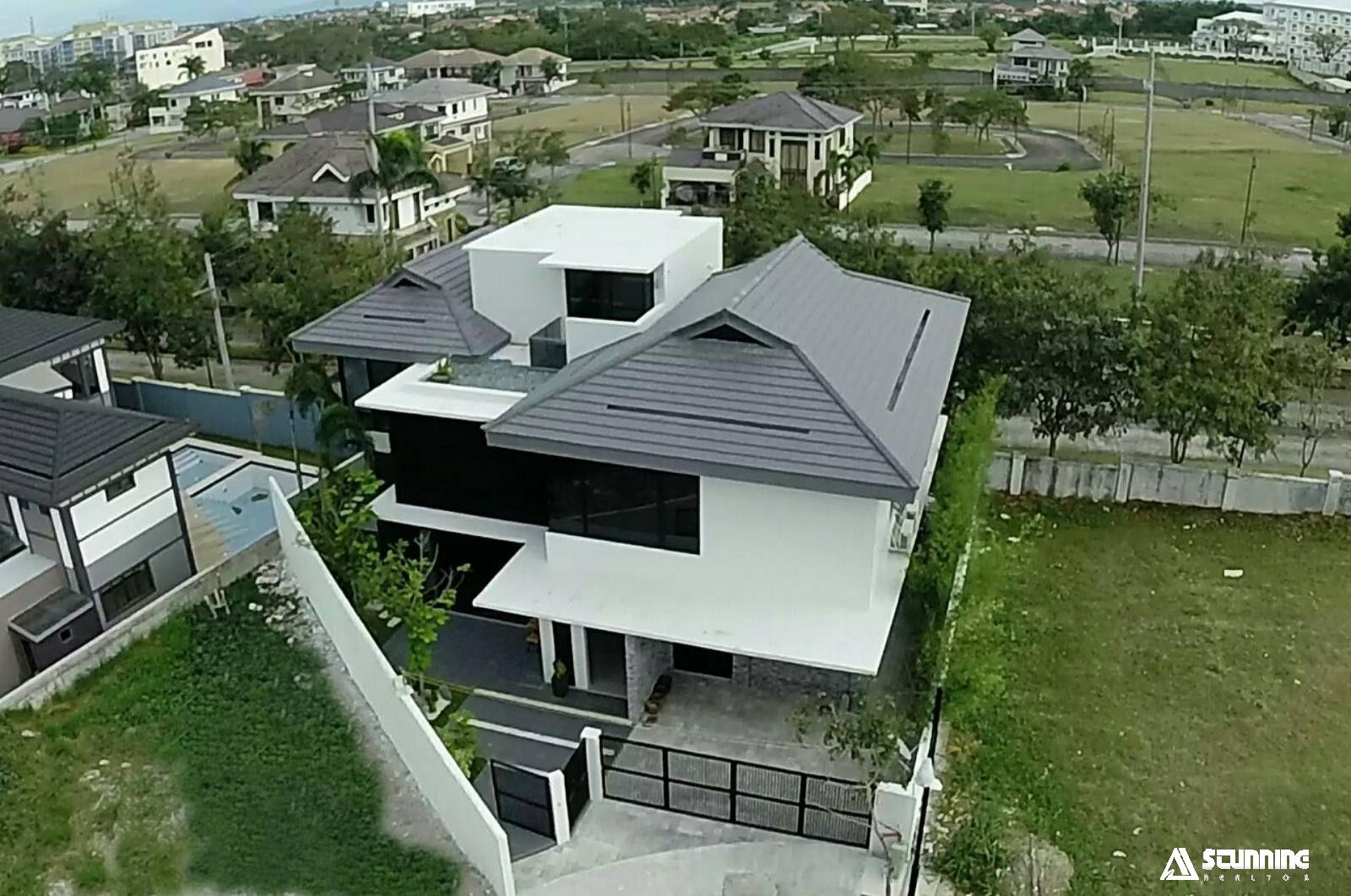 Property Details 5 Bedroom House and Lot For Sale in South Forbes